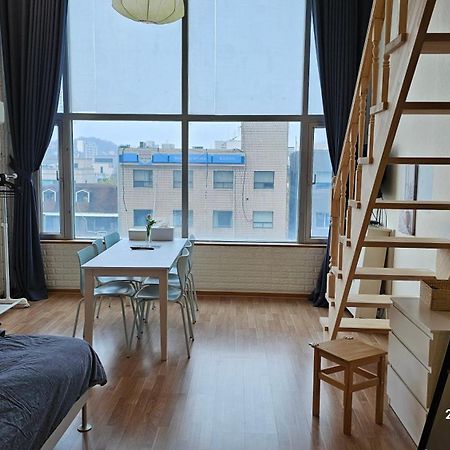 Hongdae Residence-5 1Min From Hongik Uni Station Exit #1 Seúl Exterior foto